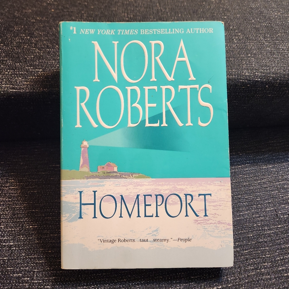 🖤 Nora Roberts Homeport Paperback Book Novel Bestseller